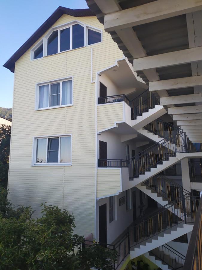 Anna-Saria Guest House Gagra Bagian luar foto